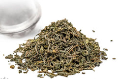 Hojas secas de té verde